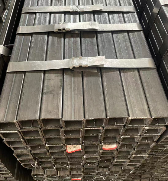 丽水工业用梯子 镀锌管焊接梯子 铁梯子方管梯