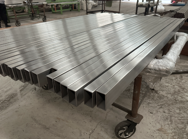 丽水新能源汽车用不锈钢方管 现货