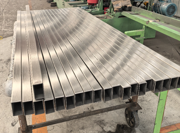 丽水建筑工程行业用不锈钢无缝钢管